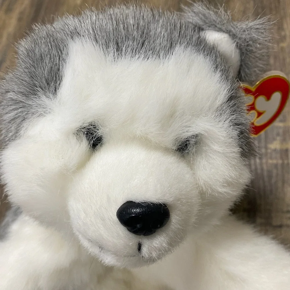 Ty Classic Dakota‎ Husky Dog Plush Grey White Retired 2001 Stuffed Animal w/tags